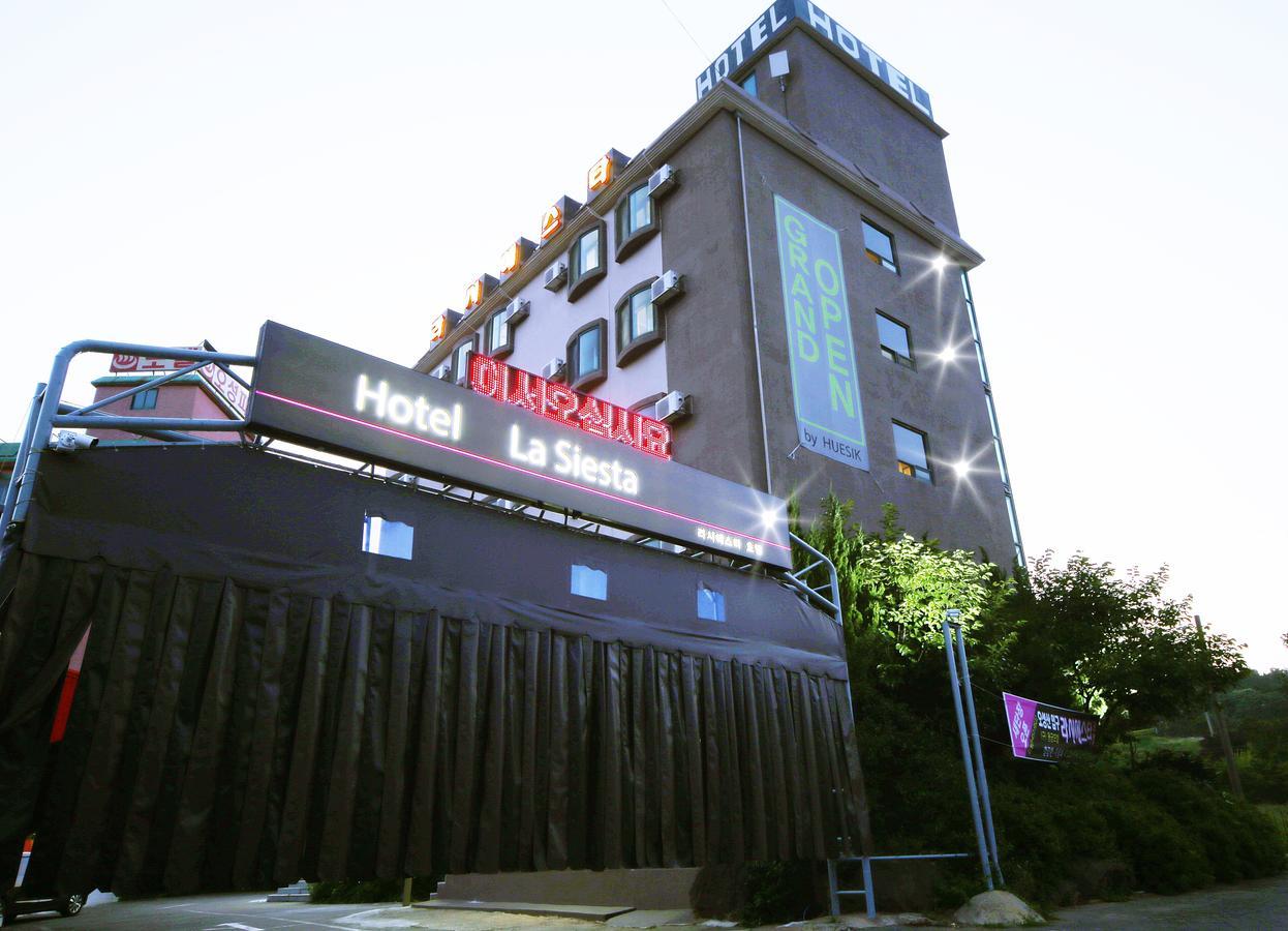 Gunsan La Siesta Hotel Dış mekan fotoğraf